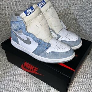 Air Jordan 1 Retro High OG Hyper Royal'/White Size 7.5